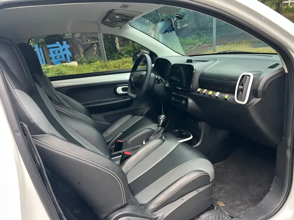 Roewe Clever 2022 311km