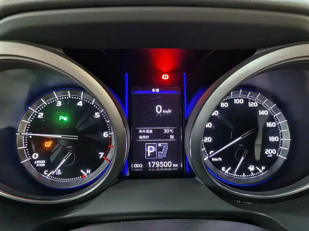 Toyota Prado — миниатюра 12