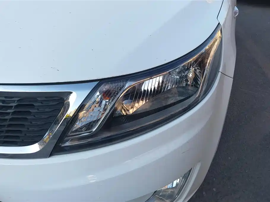 Kia K2 2012 1.4L AT GLS