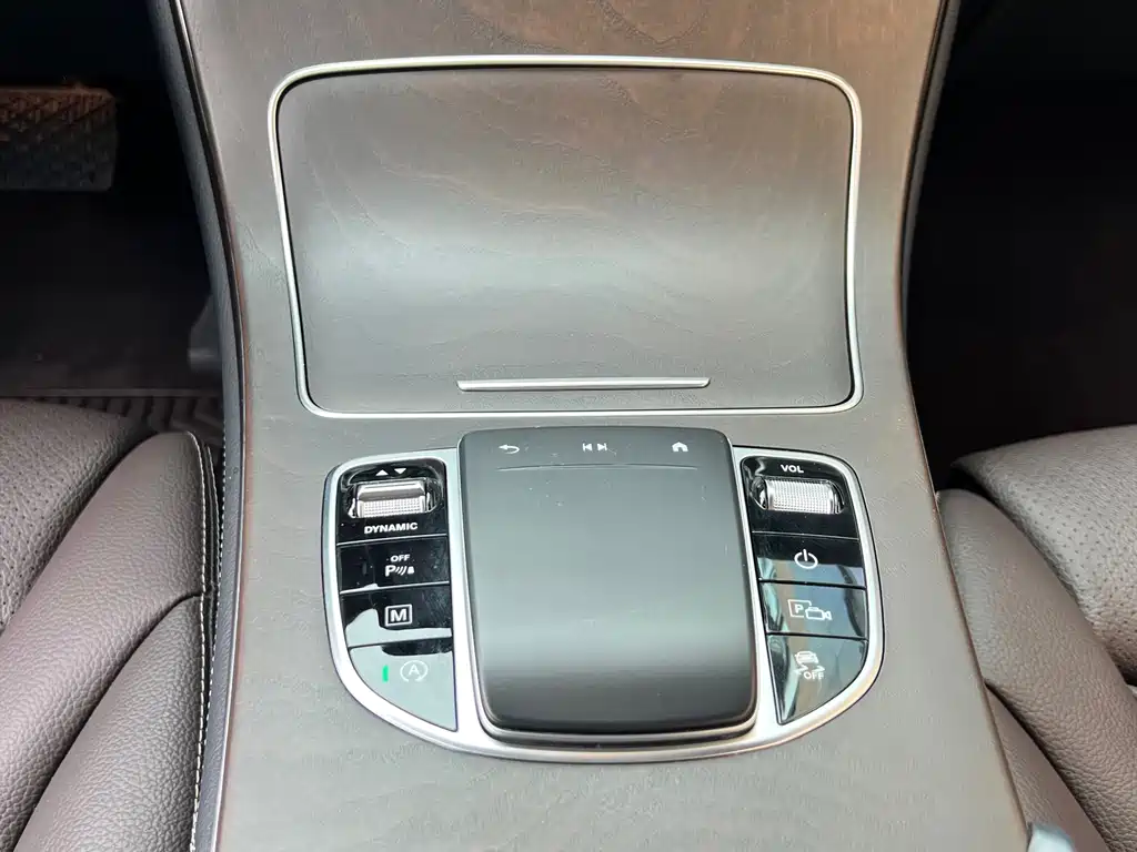 Mercedes-Benz GLC — миниатюра 18