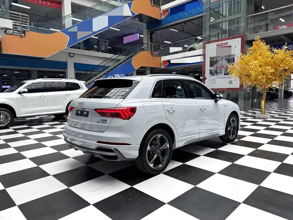 Audi Q3 — миниатюра 6