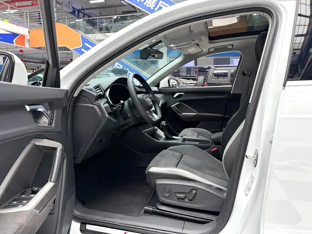 Audi Q3 — миниатюра 9