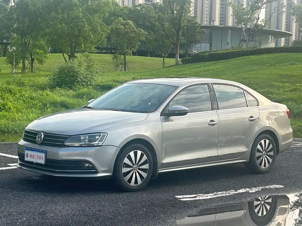 Купить Volkswagen Sagitar