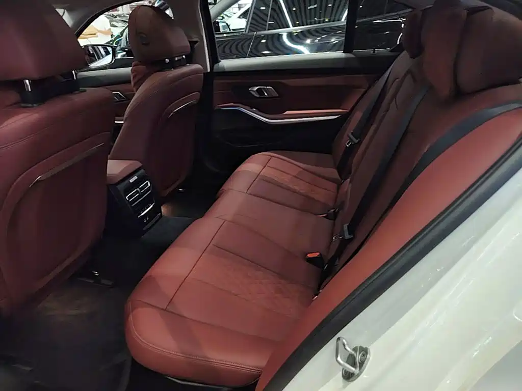 BMW i3 — миниатюра 17
