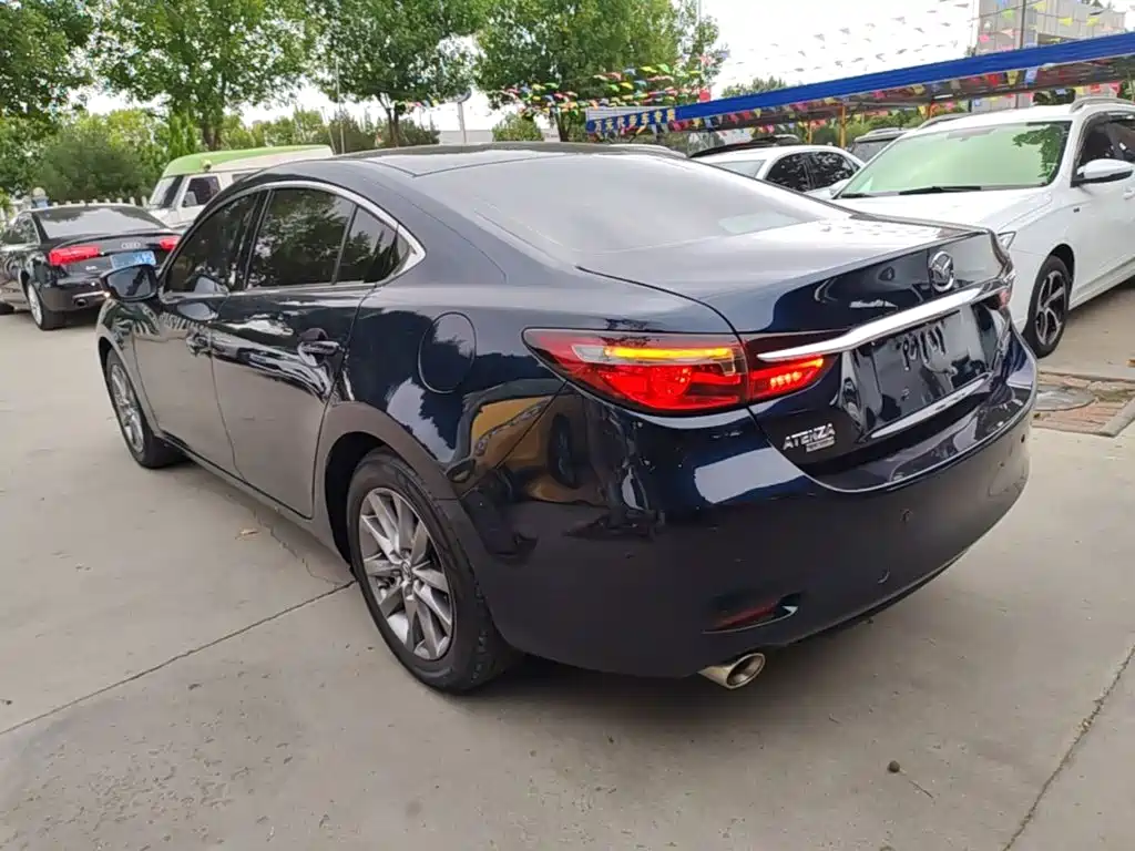 Mazda Atenza — миниатюра 5