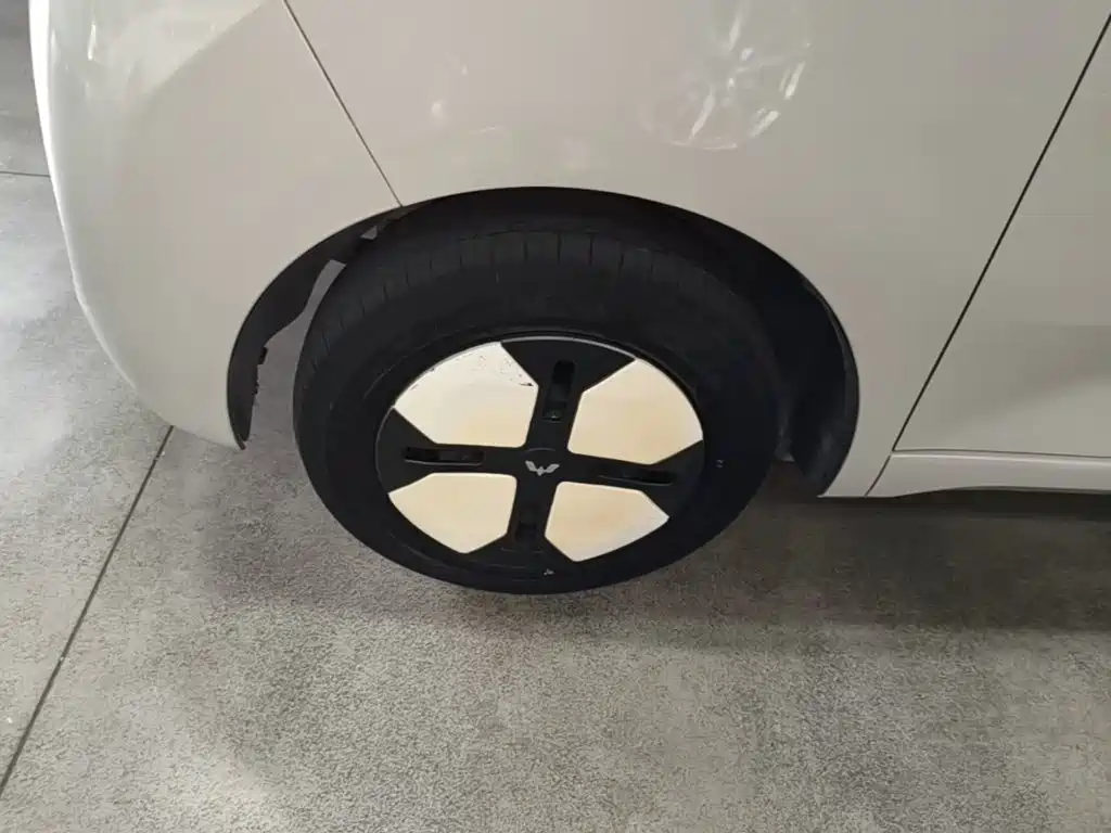 Wuling MINIEV — миниатюра 23