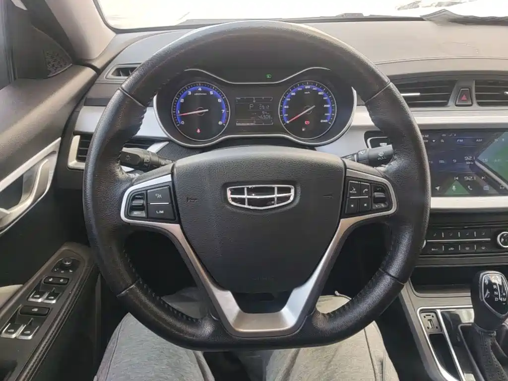 Geely Vision — миниатюра 11
