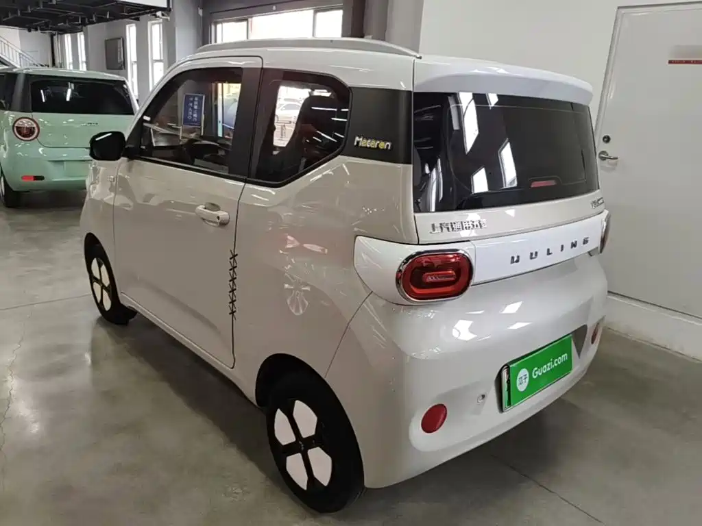 Wuling MINIEV — миниатюра 5