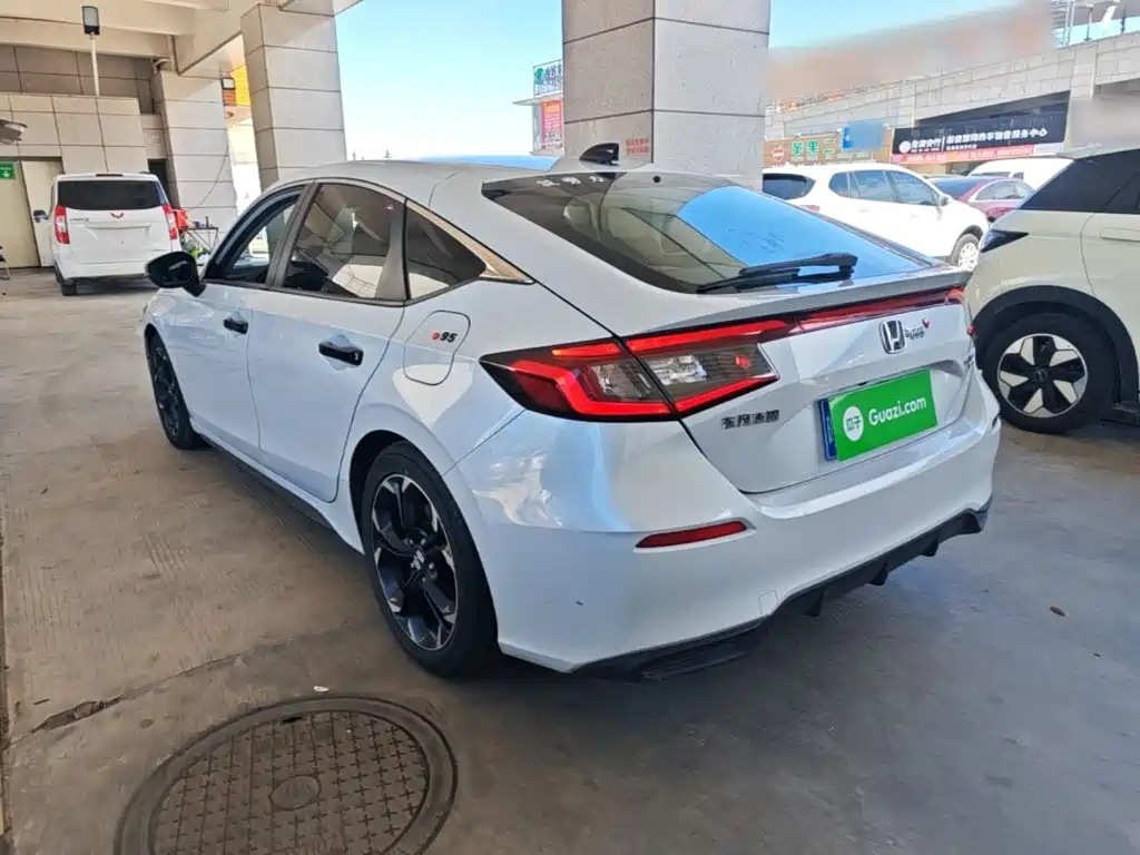 Honda Civic — миниатюра 5