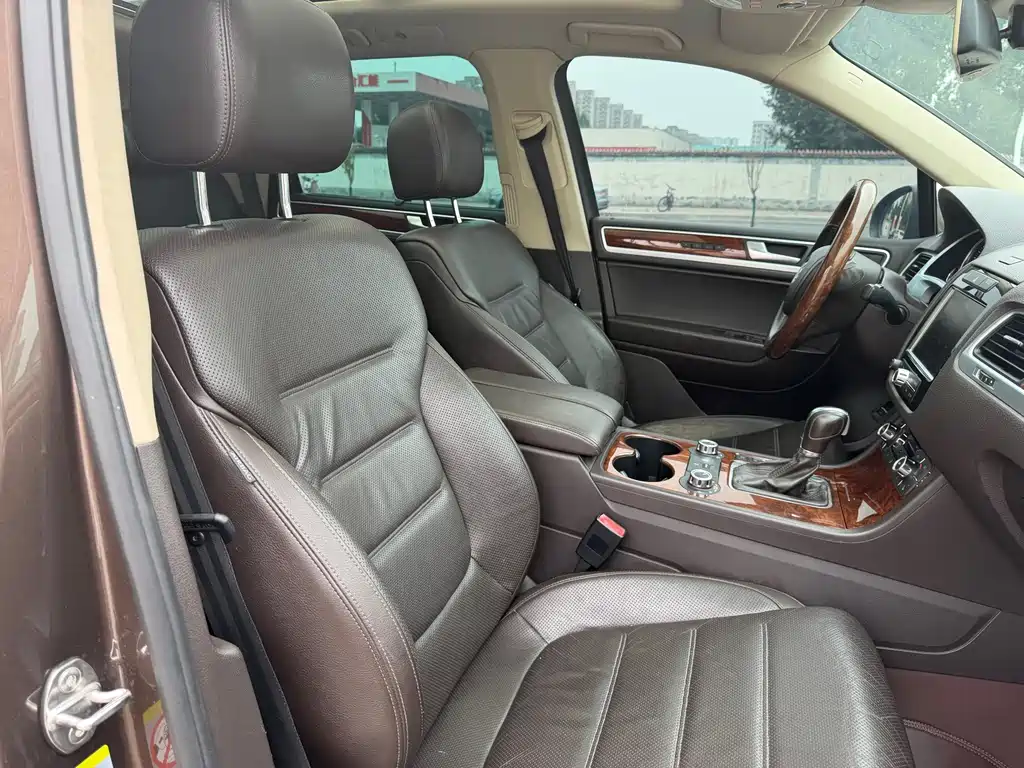 Volkswagen Touareg — миниатюра 7