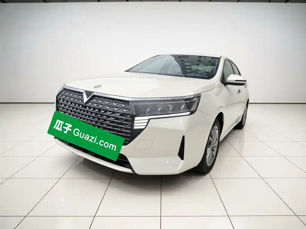 Venucia D60 2023 PLUS 1.6L XL CVT