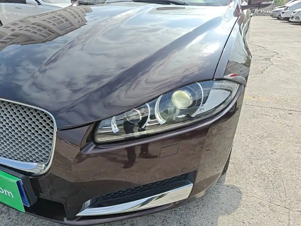 Jaguar XF — миниатюра 24