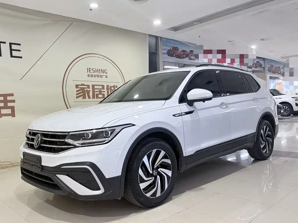 Volkswagen Tiguan L 2023