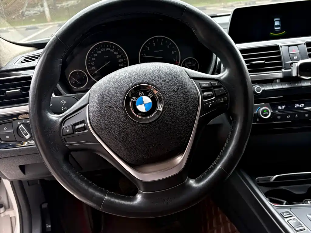 BMW 3 Series — миниатюра 5