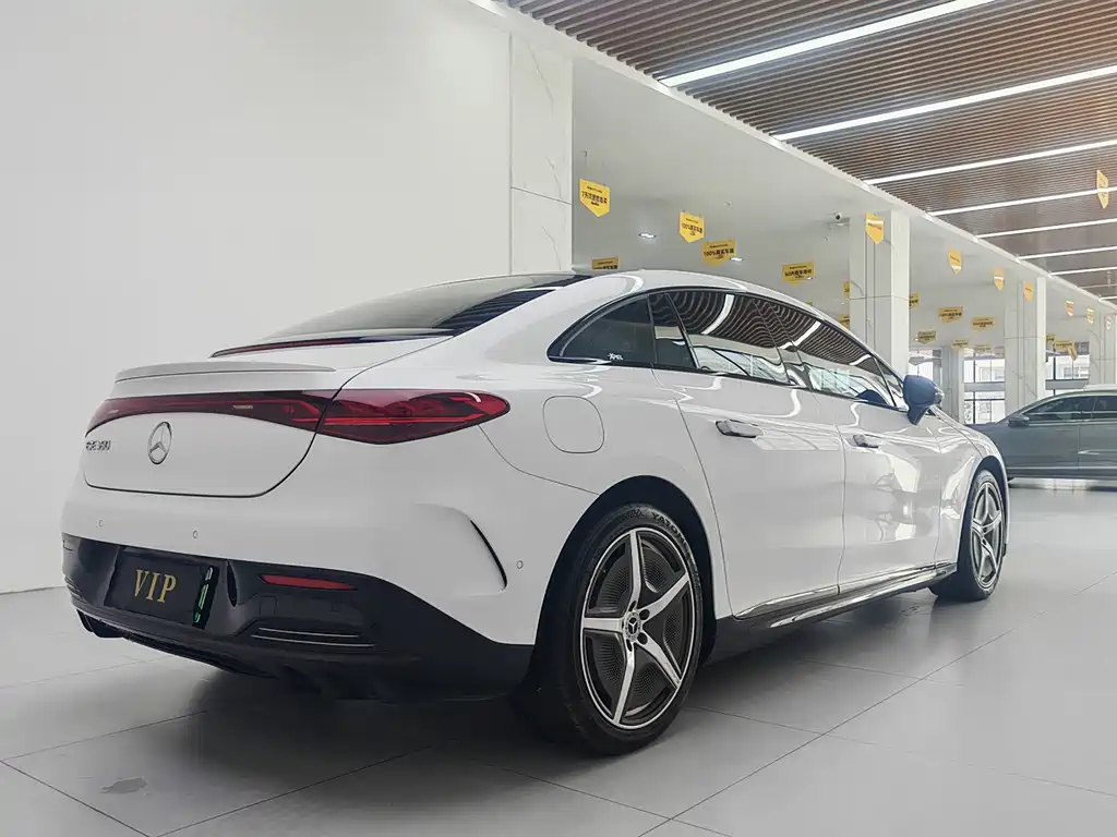 Mercedes-Benz EQE — миниатюра 4
