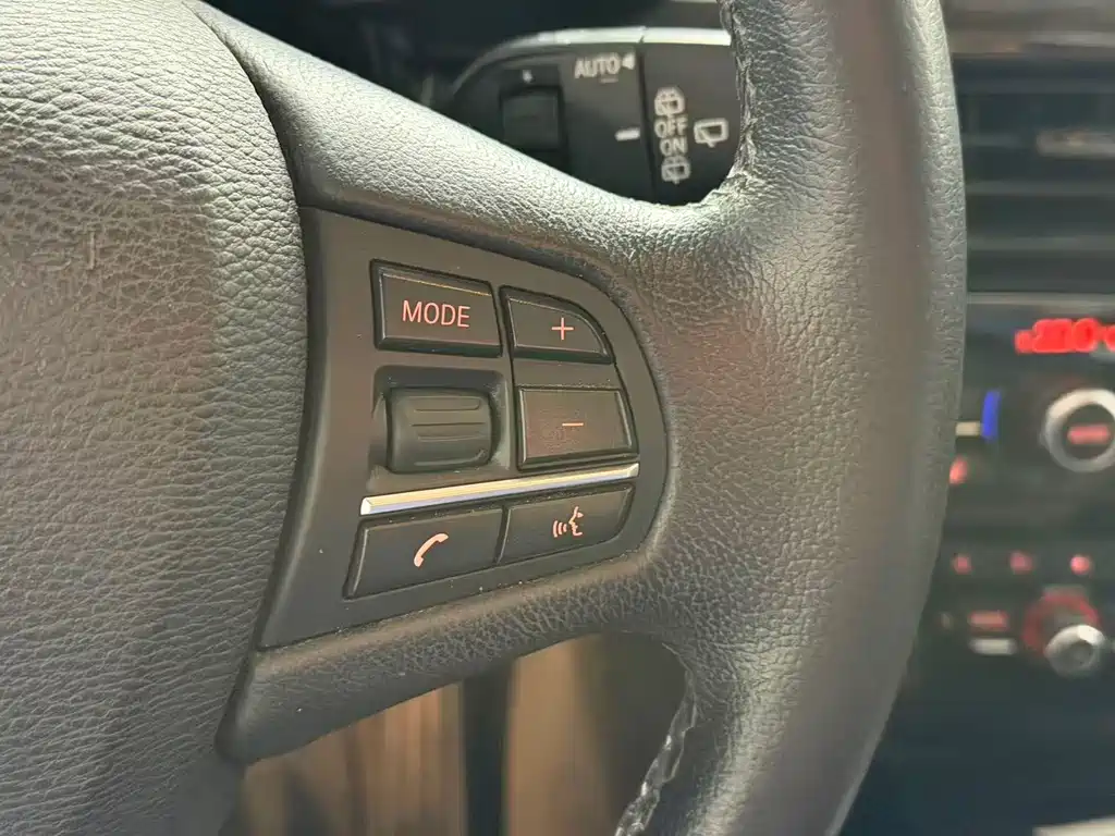 BMW X5 (Import) — миниатюра 12