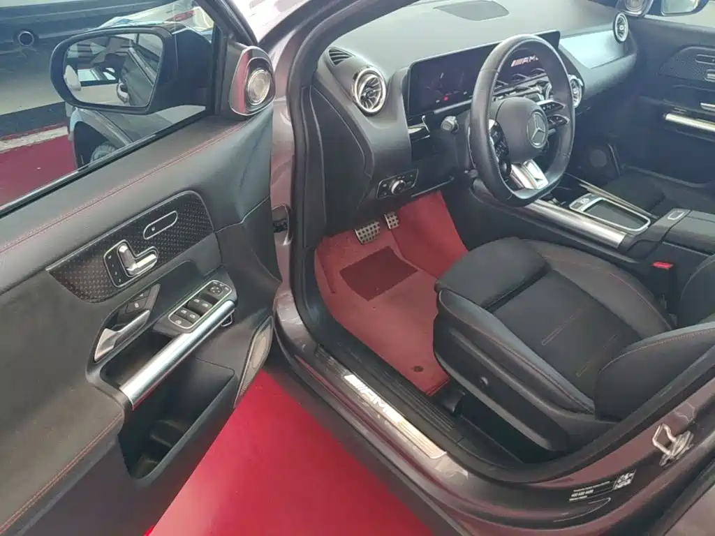 Mercedes-Benz GLA AMG — миниатюра 16
