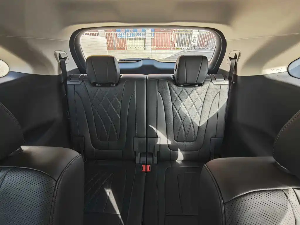 Hongqi HONGQI HS7 PHEV