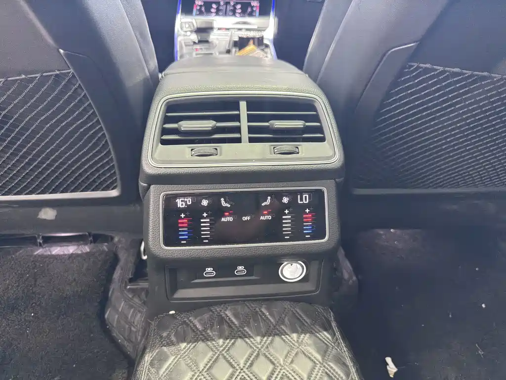 Audi A6L — миниатюра 11