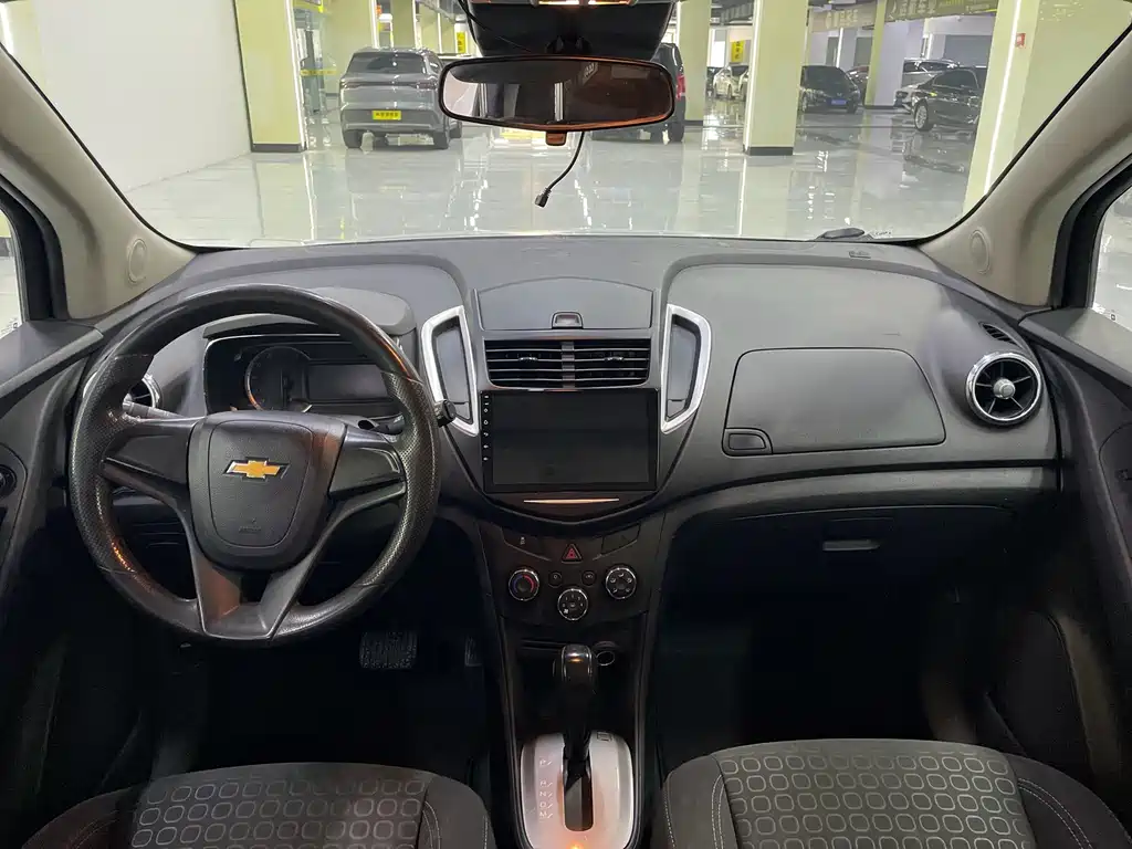 Chevrolet Trax — миниатюра 12
