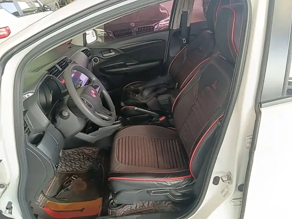 Honda Fit — миниатюра 15