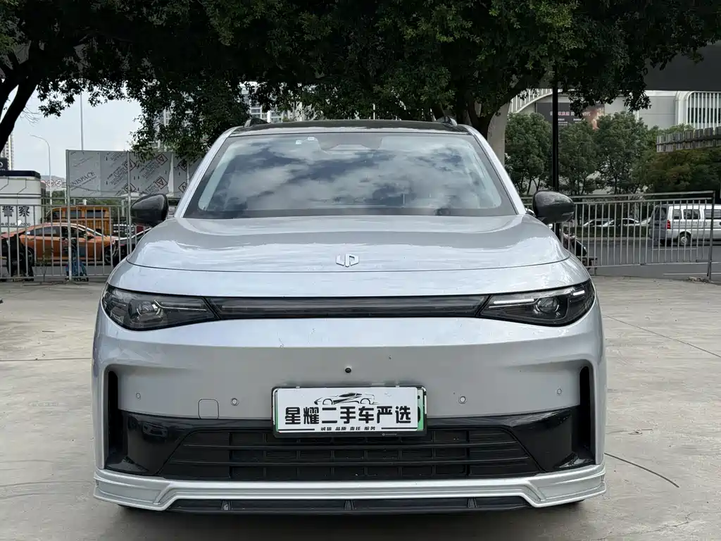 Leapmotor Leapmotor C16 — миниатюра 2