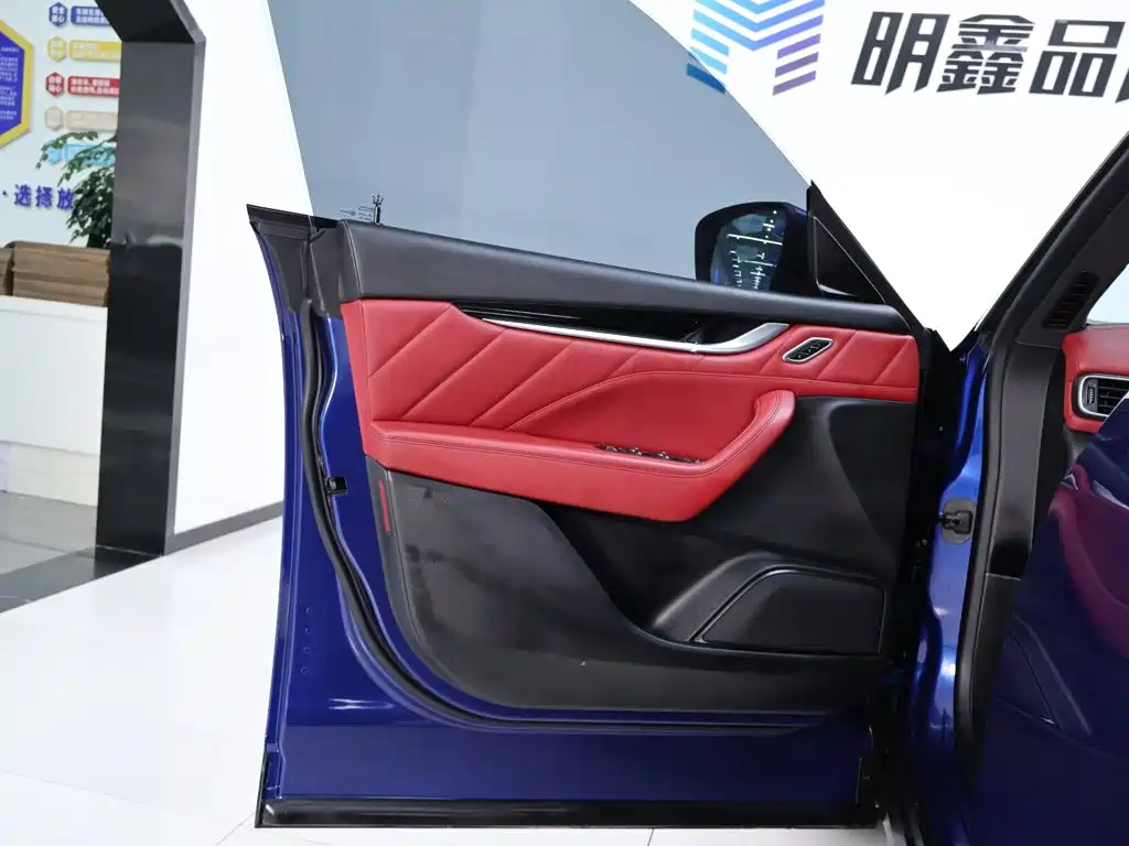 Maserati Levante — миниатюра 18