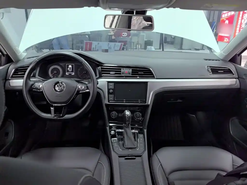 Volkswagen Lamando — миниатюра 10