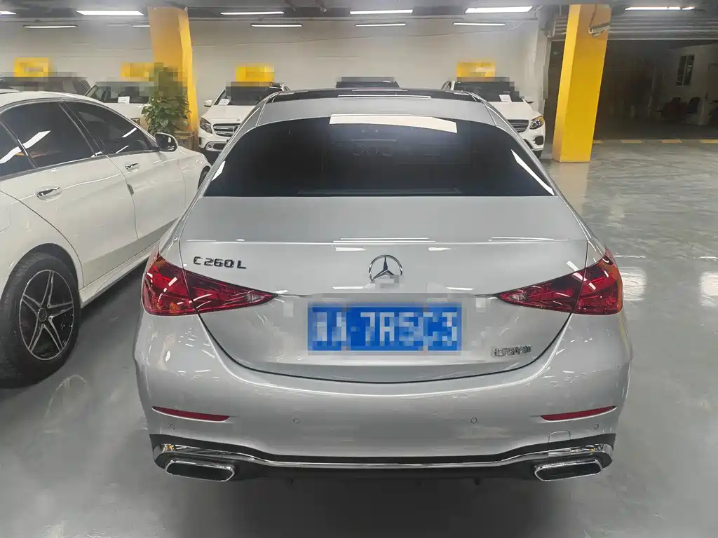 Mercedes-Benz C-Class — миниатюра 8
