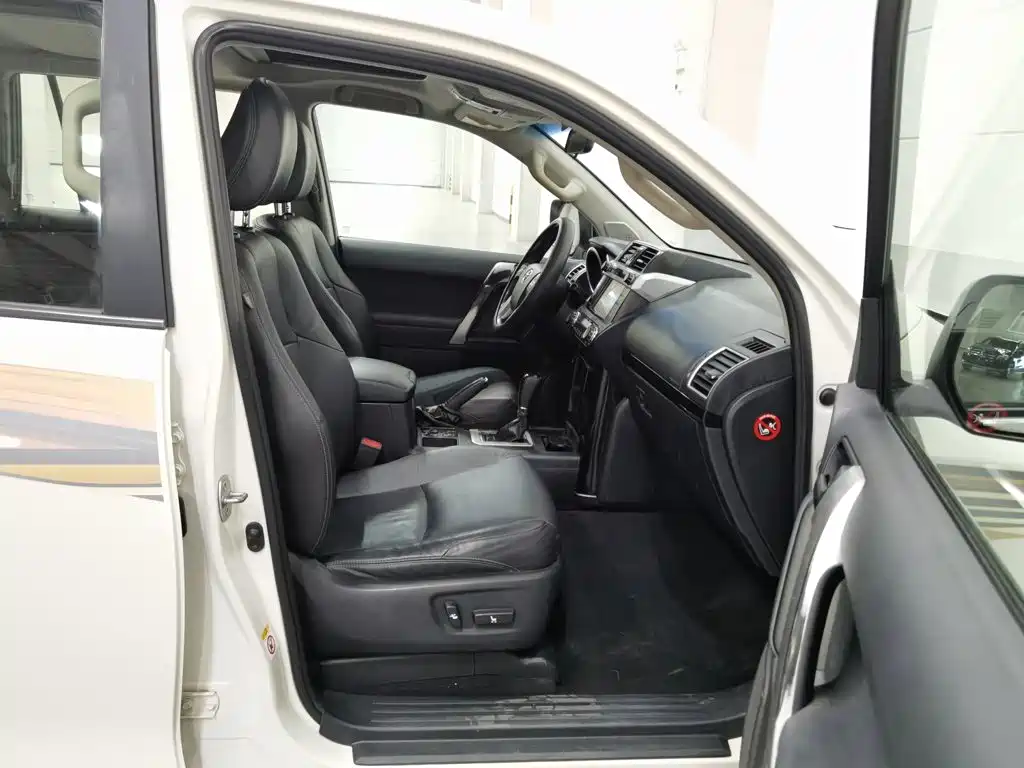 Toyota Prado — миниатюра 23