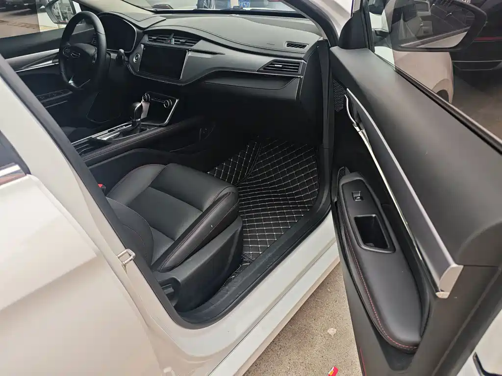 Geely Binrui — миниатюра 12