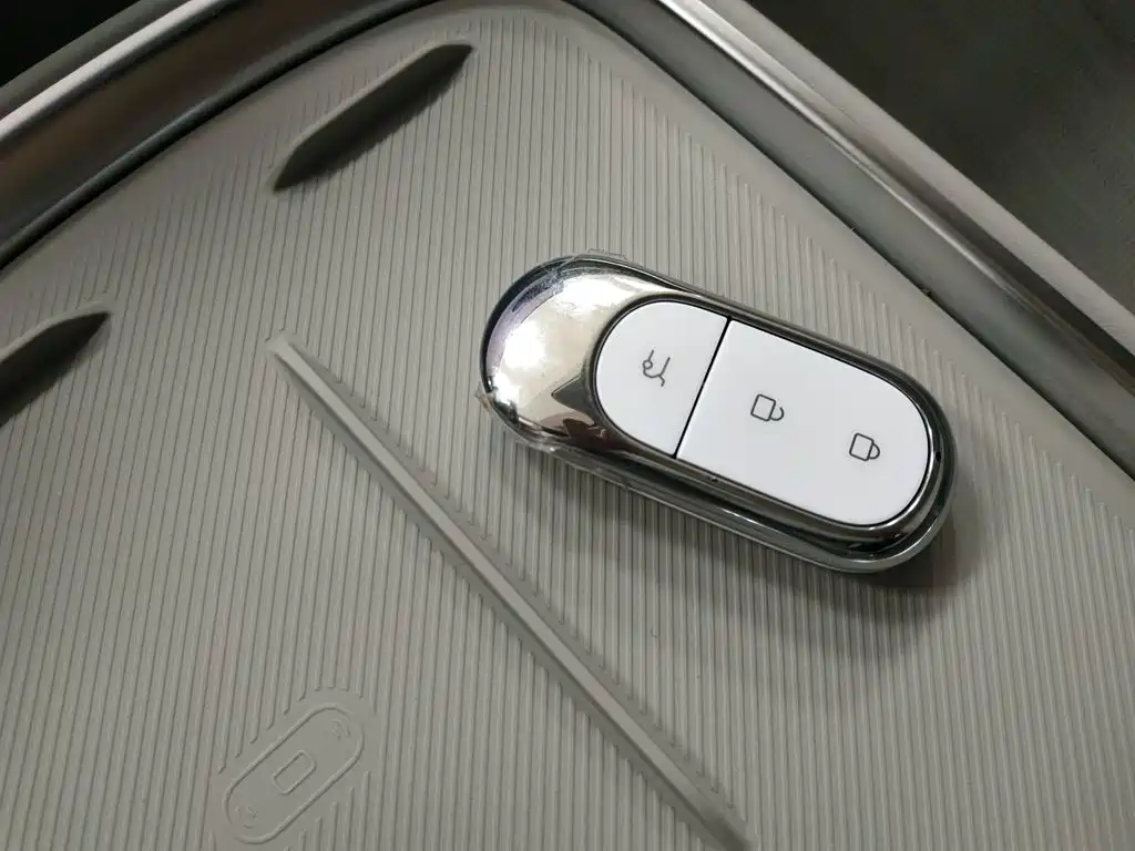 Leapmotor Leapmotor B10 — миниатюра 9