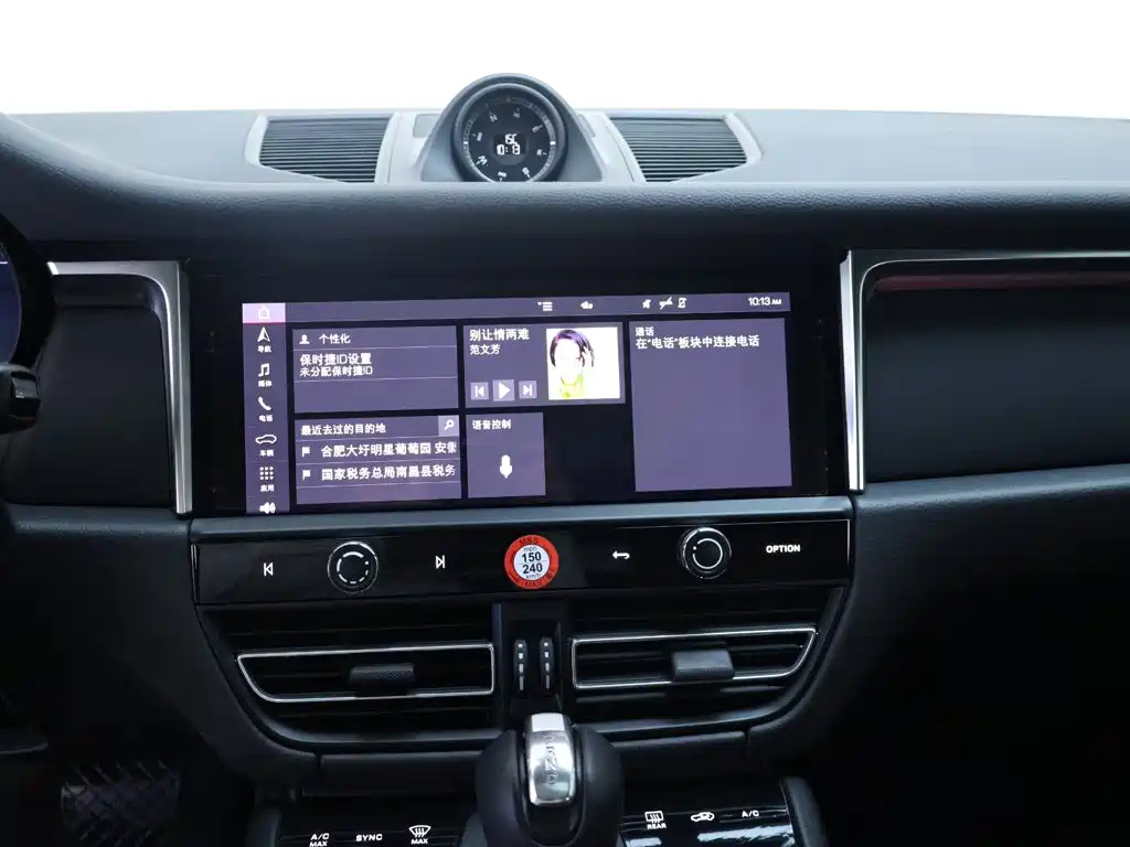 Porsche Macan — миниатюра 10