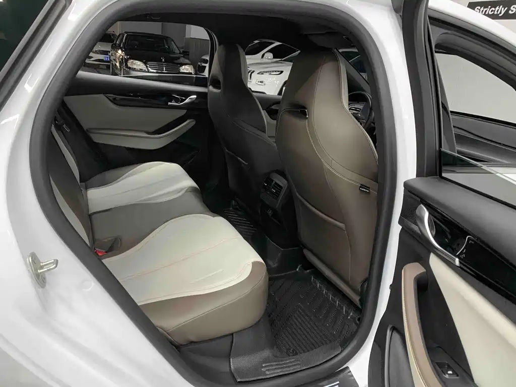 BYD Qin PLUS — миниатюра 9
