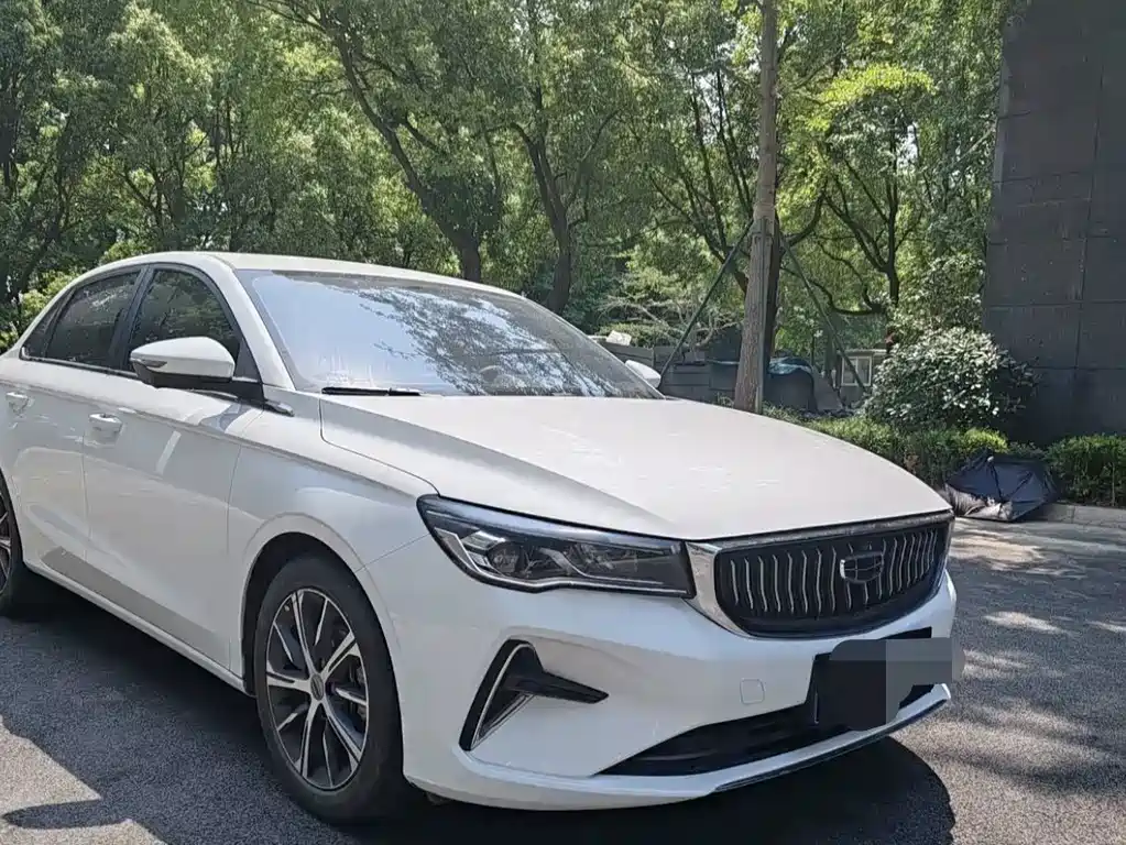 Geely Emgrand — миниатюра 3