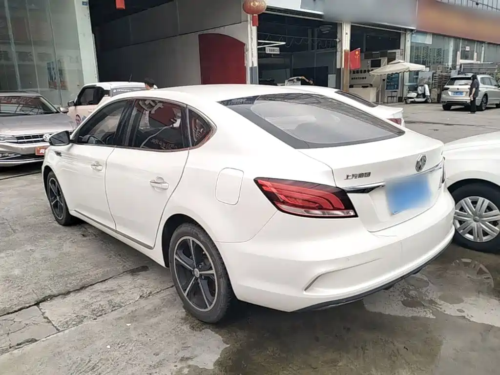 MG MG6 — миниатюра 5