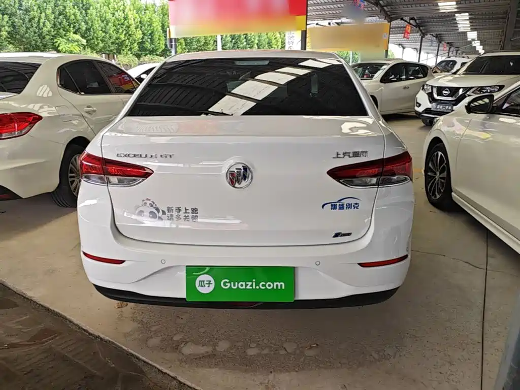Buick Excelle — миниатюра 6