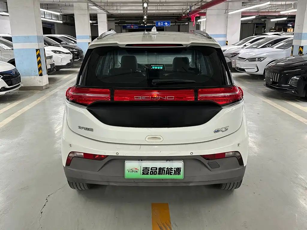 BAIC EX3 — миниатюра 5