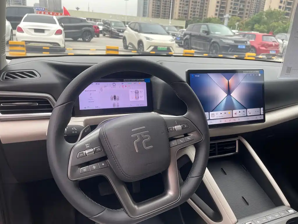 BYD Yuan UP — миниатюра 7