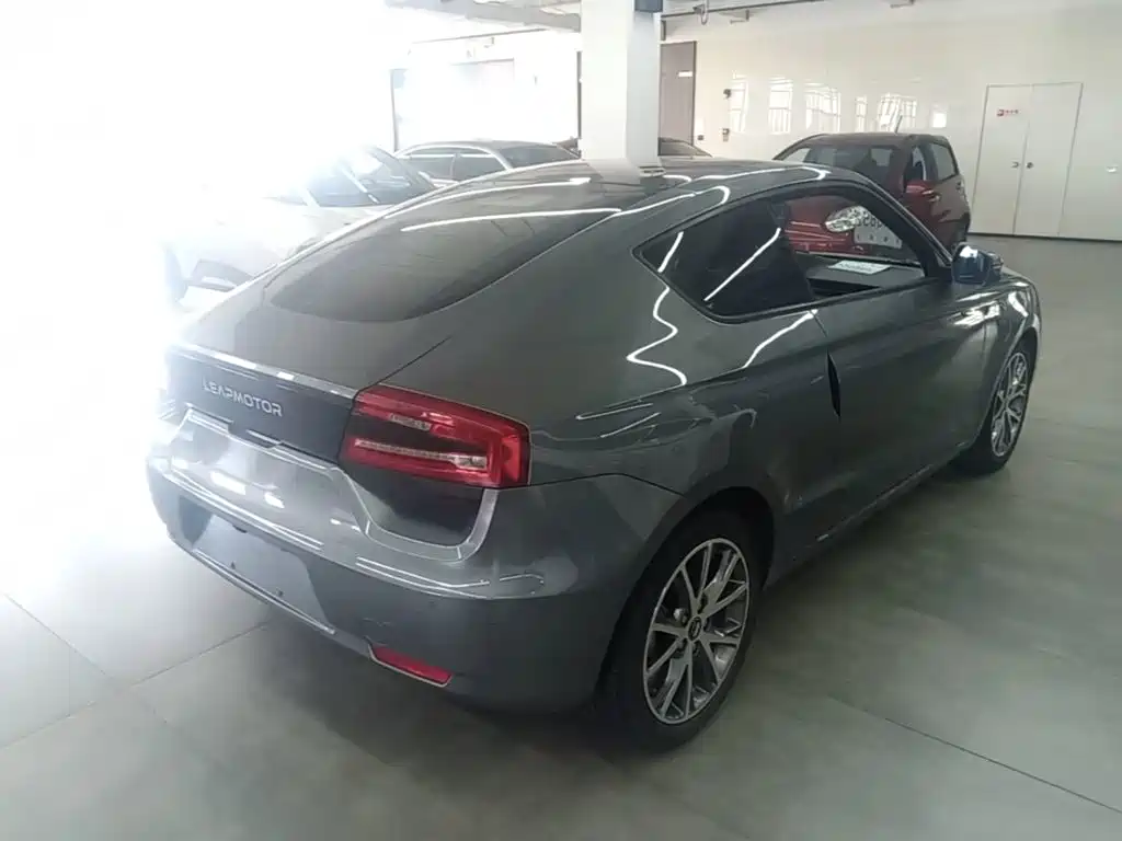 Leapmotor Leapmotor S01 — миниатюра 7