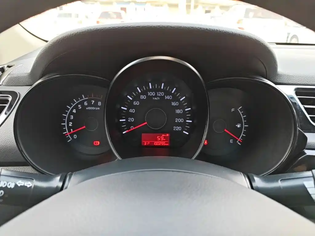 Kia K2 — миниатюра 12