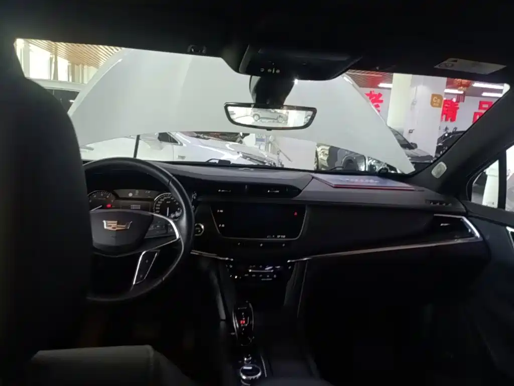 Cadillac XT5 — миниатюра 18