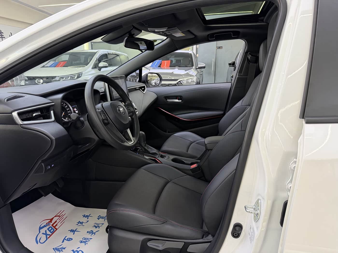 Toyota Levin 1.2 л 2023 г. Белый, пробег 16000 км