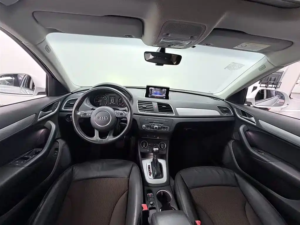 Audi Q3 — миниатюра 6