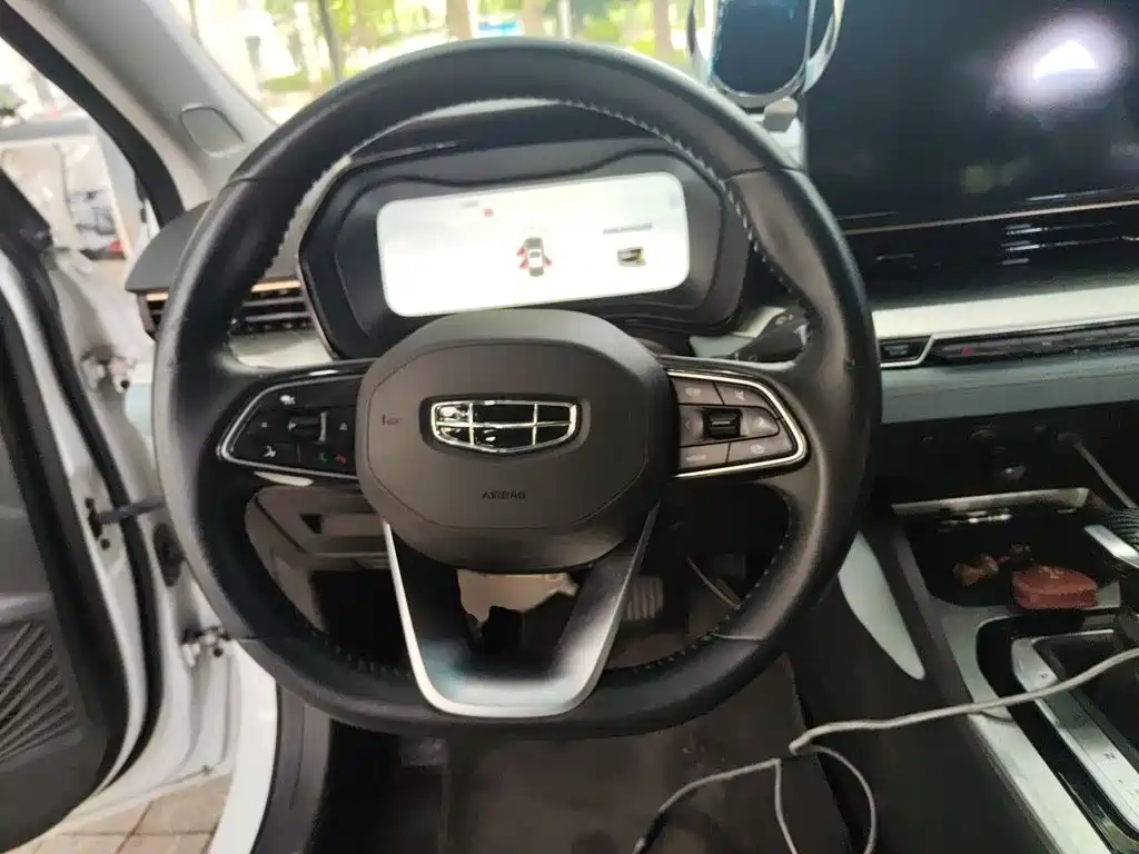 Geely Emgrand L — миниатюра 6