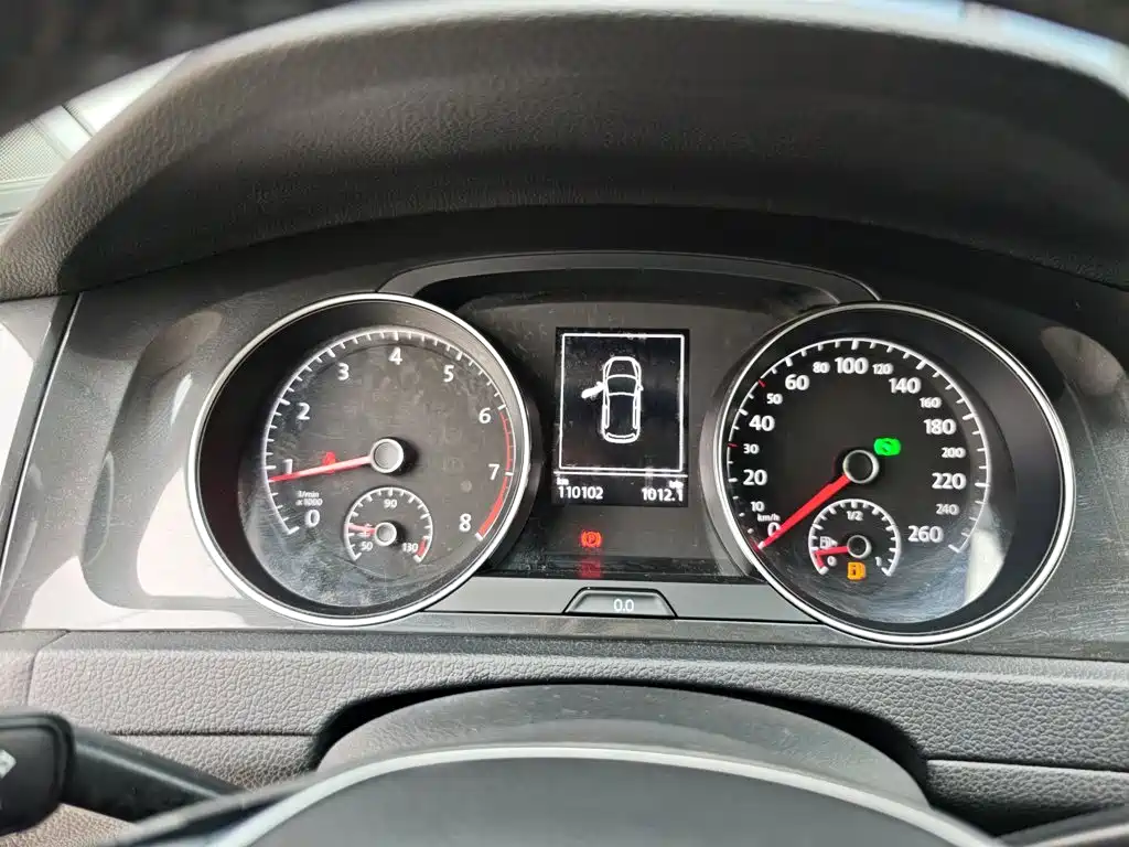 Volkswagen Golf — миниатюра 12