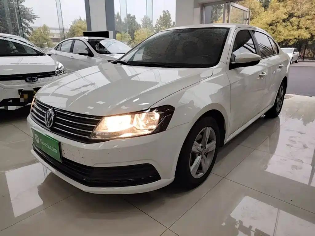 Volkswagen Lavida — миниатюра 2