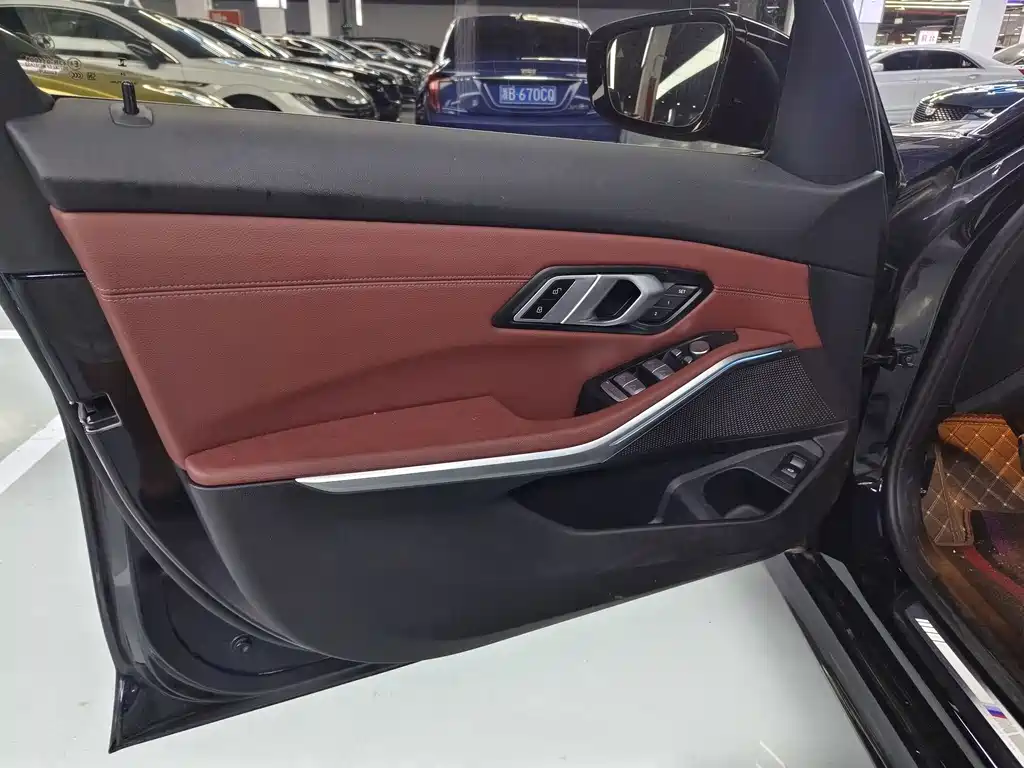 BMW 3 Series — миниатюра 5