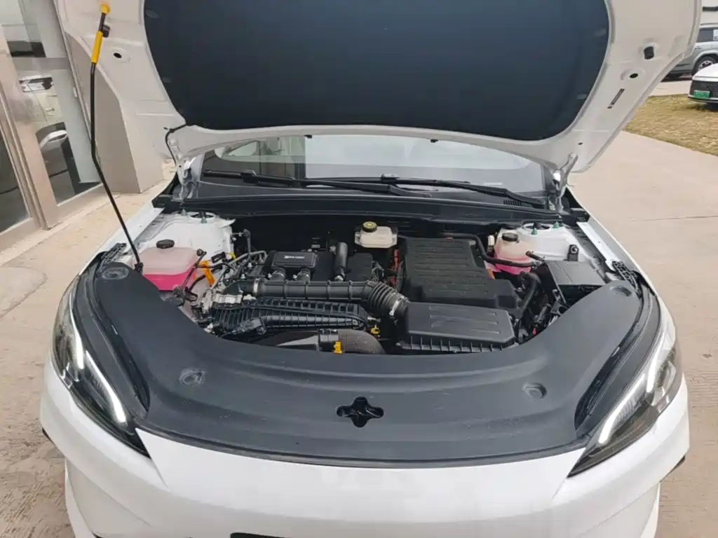 BYD Seal 05 DM-i — миниатюра 20