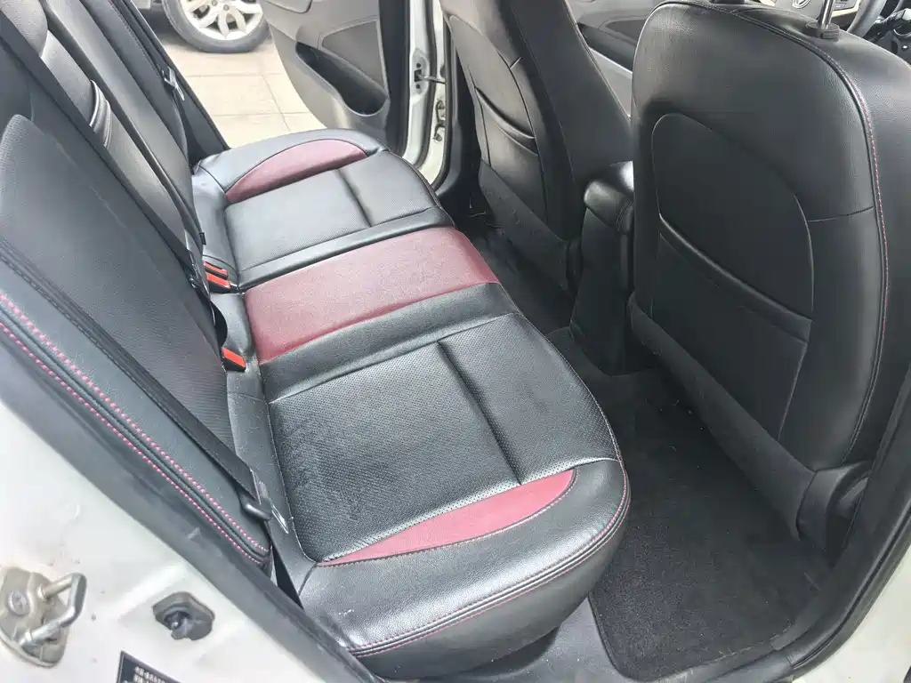 Changan Eado XT — миниатюра 15